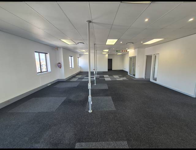 203M² OFFICE TO LET IN RIVONIA
